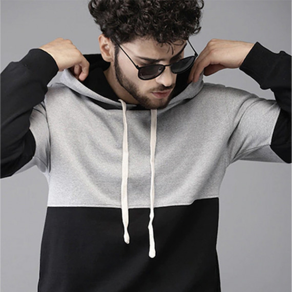 http://393881.2783915.xyz/products/men-black-grey-colourblocked-hooded-sweatshirt