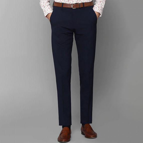 http://393881.2783915.xyz/products/men-navy-blue-slim-fit-trousers