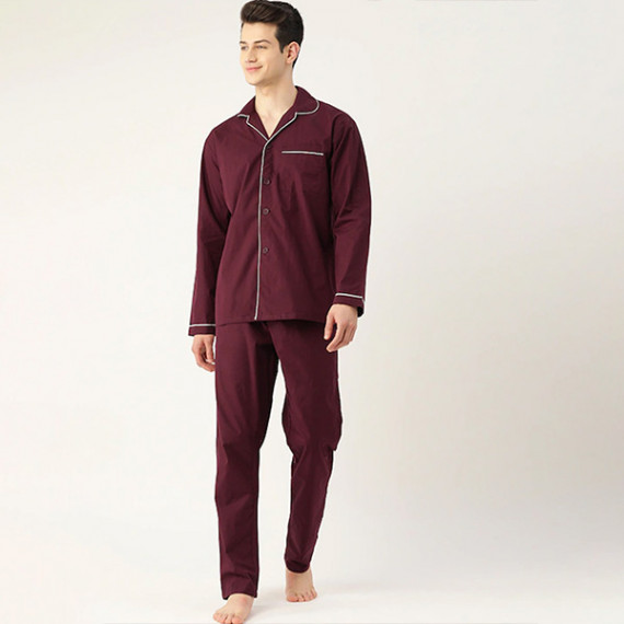 http://393881.2783915.xyz/products/men-burgundy-pure-cotton-solid-nightsuit