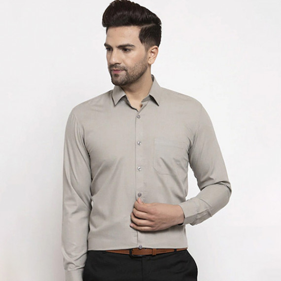 http://393881.2783915.xyz/products/men-grey-smart-regular-fit-solid-formal-shirt