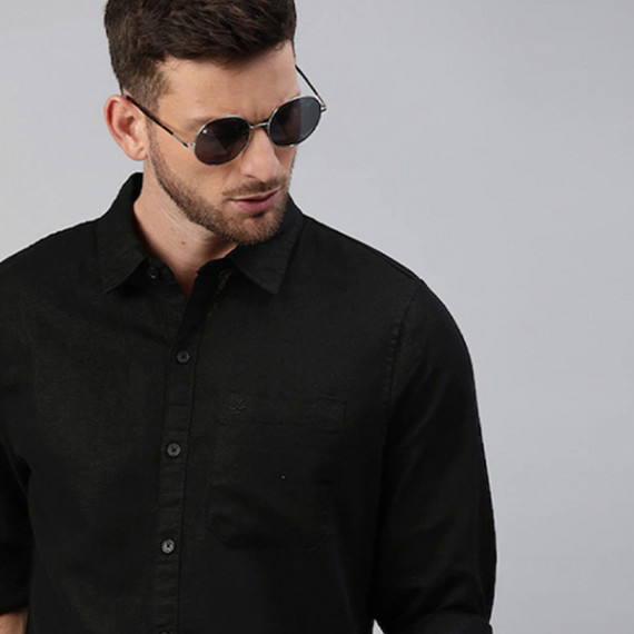 http://393881.2783915.xyz/products/men-black-slim-fit-cotton-casual-shirt