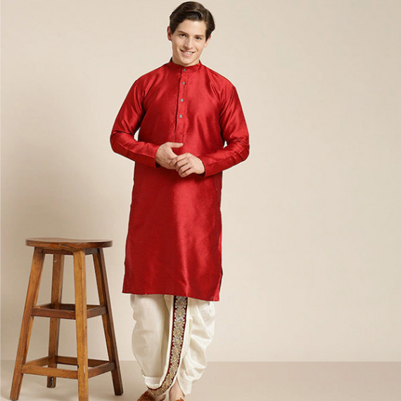 http://393881.2783915.xyz/products/mens-cream-coloured-pure-cotton-double-layer-dhoti-gold-zari-border