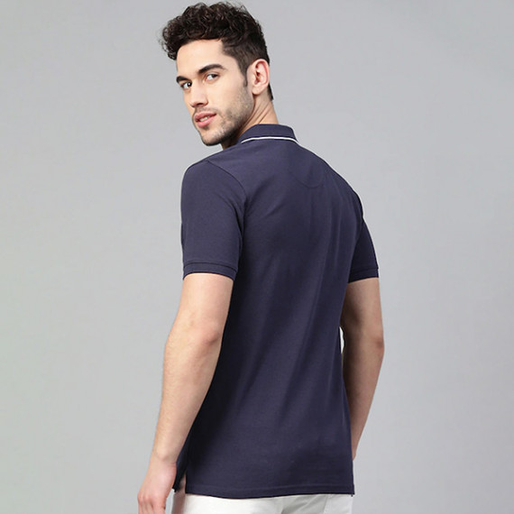 http://393881.2783915.xyz/products/men-navy-blue-solid-polo-collar-t-shirt