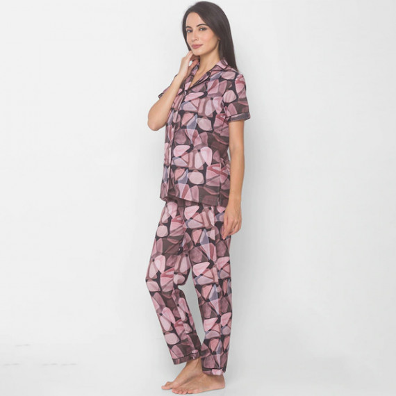 http://393881.2783915.xyz/products/women-black-abstract-printed-nightwear